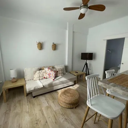 Апартаменты With Two Bedrooms In Малага